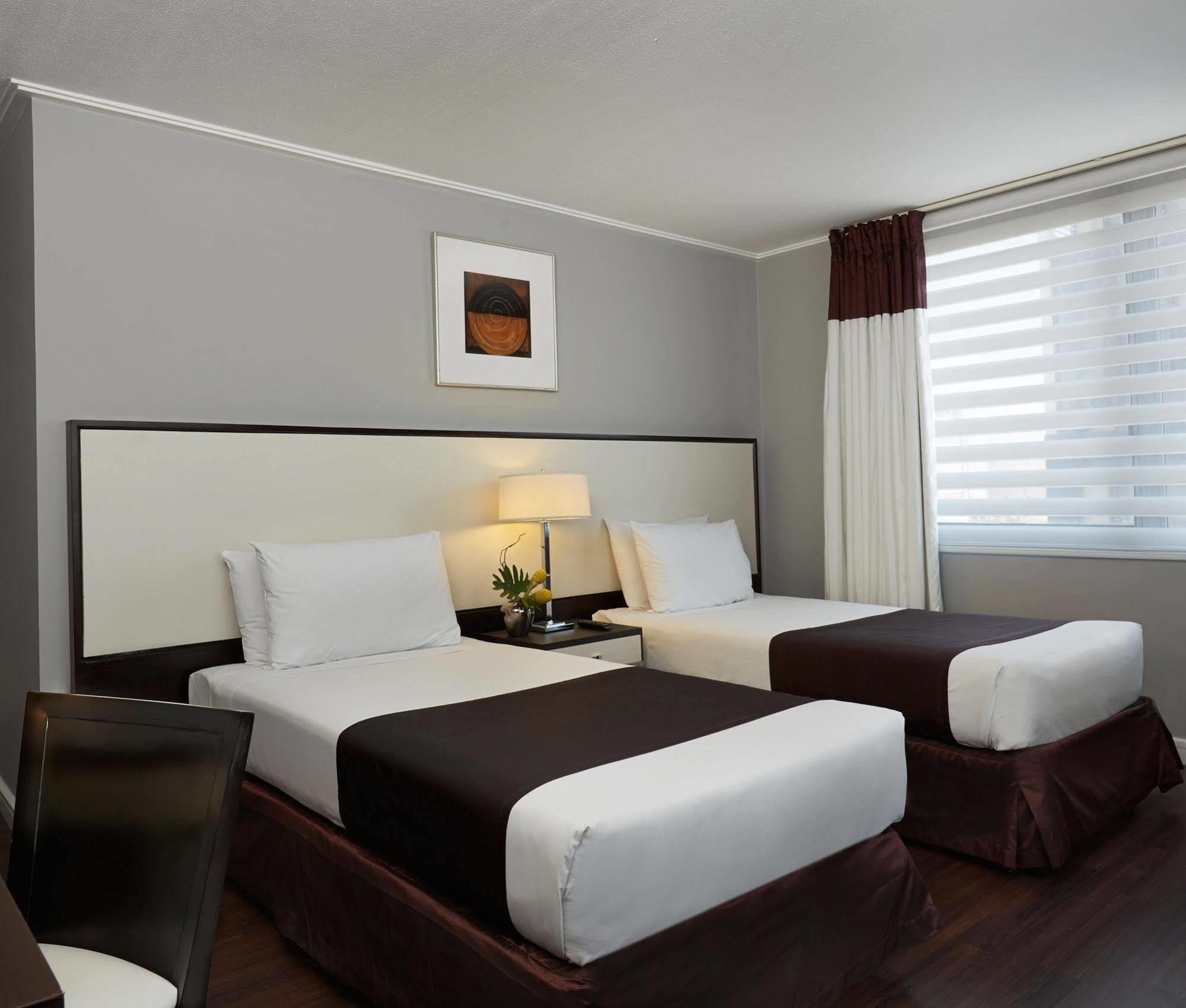 Astoria Plaza Hotel Pasig City Exterior photo